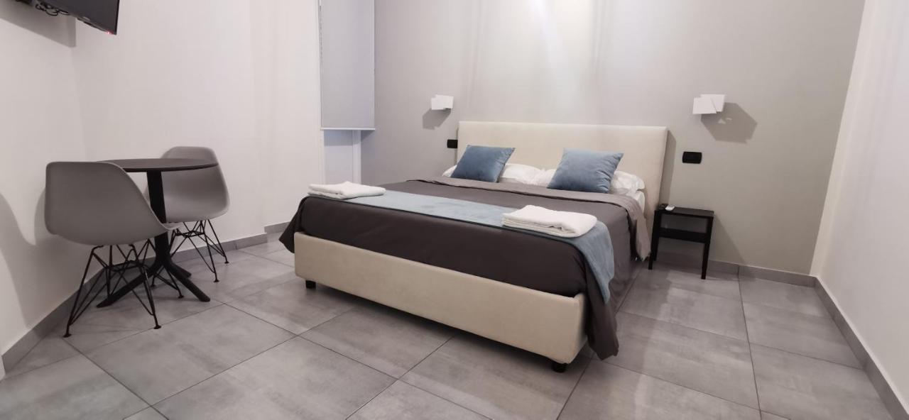 Hi Relais Rooms Neapol Zewnętrze zdjęcie